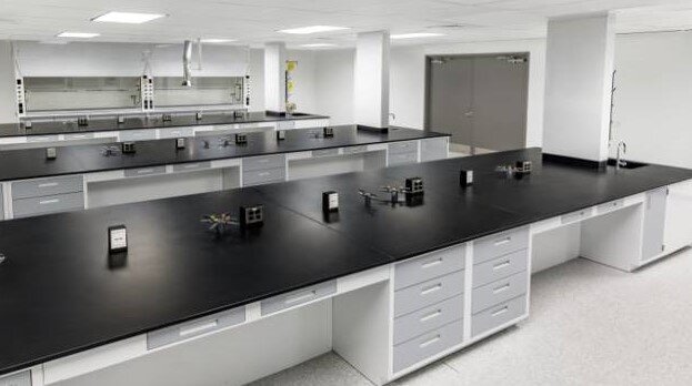 Basic Lab Bench  1 Black Epoxy Resin -  – Workbench  Market